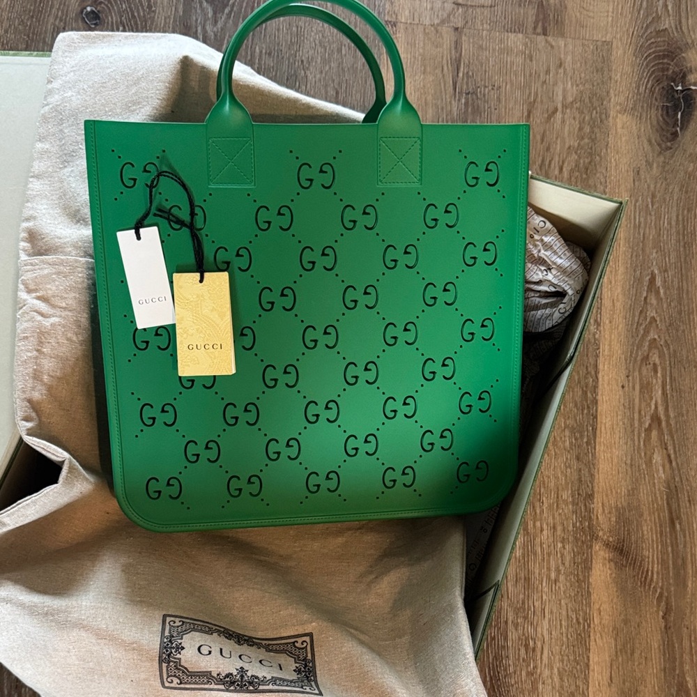 Gucci GG Rubber Tote - Green